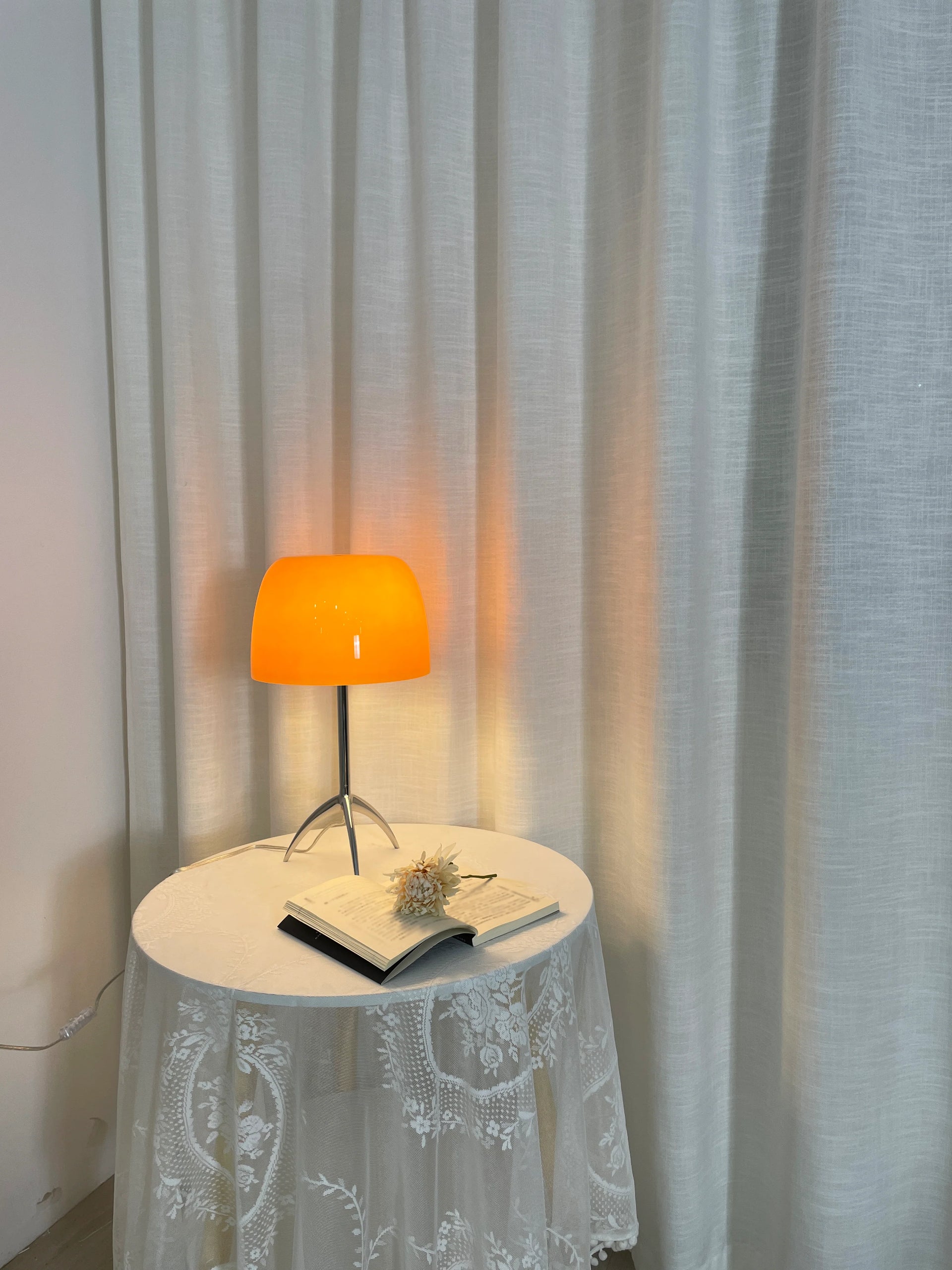 Lumiere Glass Table Lamp