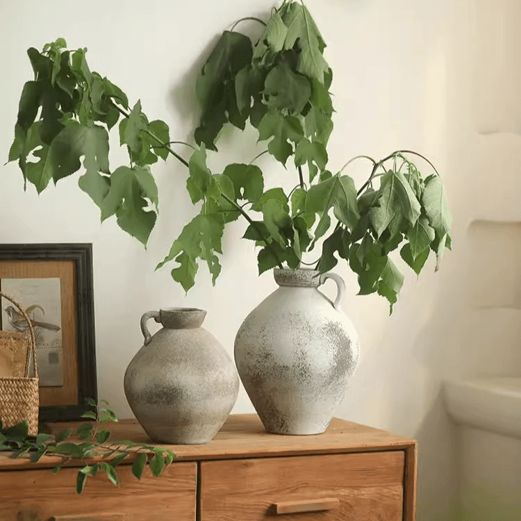 Watertight One Handle Pottery Vase