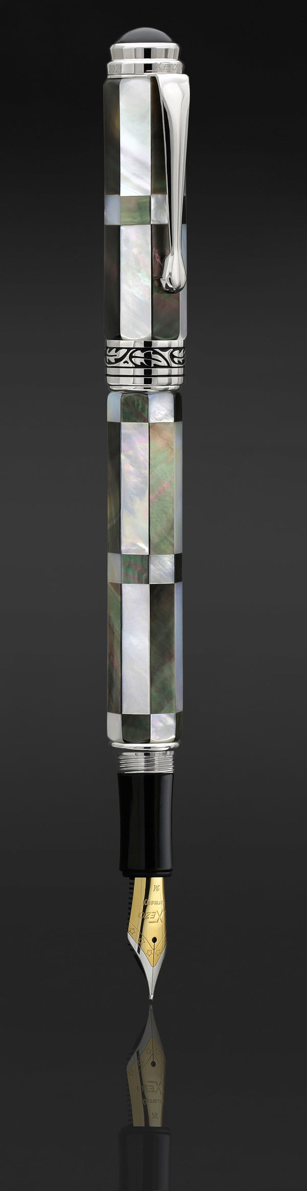 Xezo Maestro® Vintage Collection Fountain Pen (Medium Nib) - Black and White Mother of Pearl