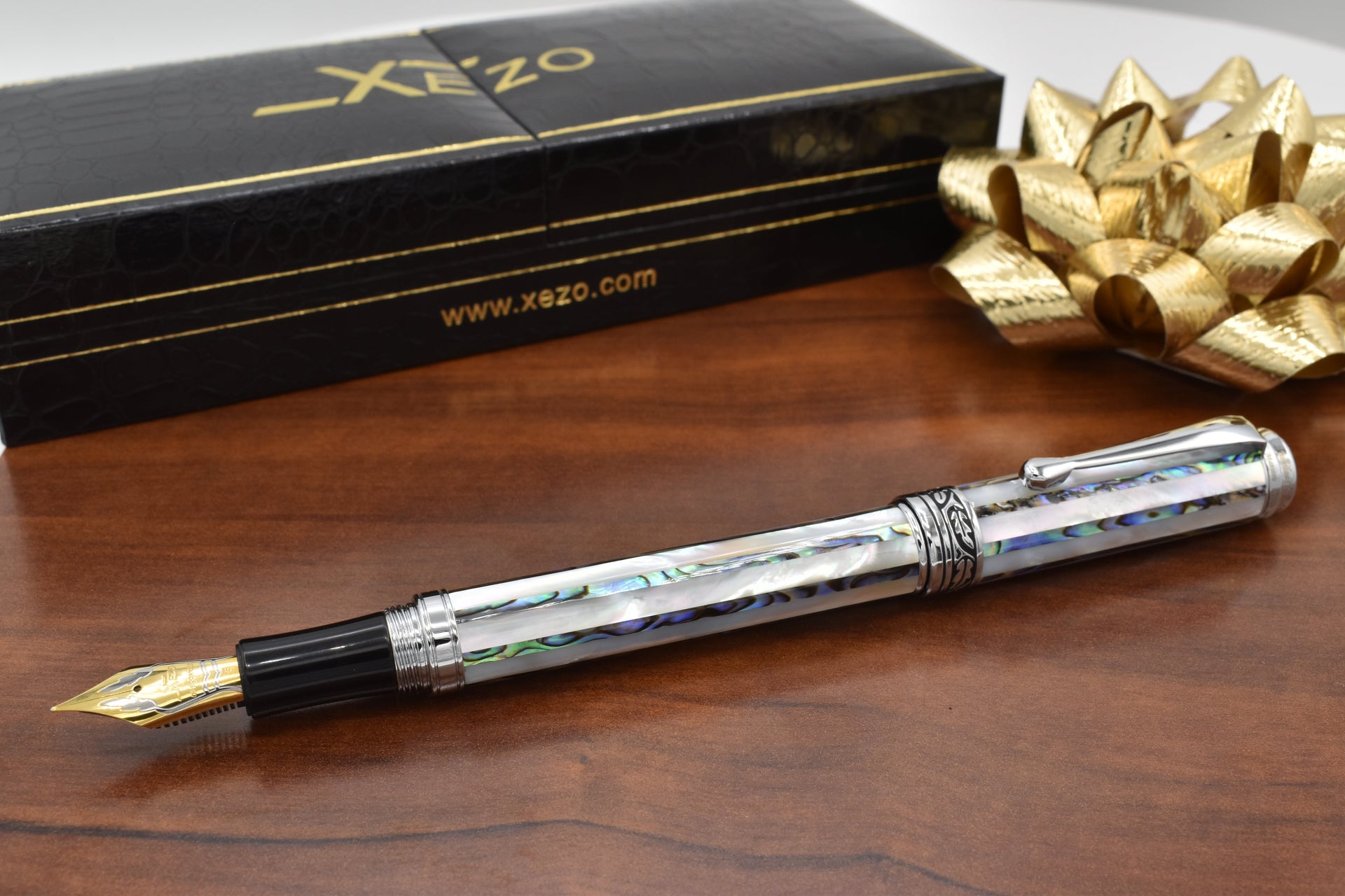 Xezo Maestro® Jubilee Paua Stripe Fountain Pen (Fine 0.35 mm Nib) - Paua Abalone & Oceanic White Mother of Pearl, Only 100 Pieces Made