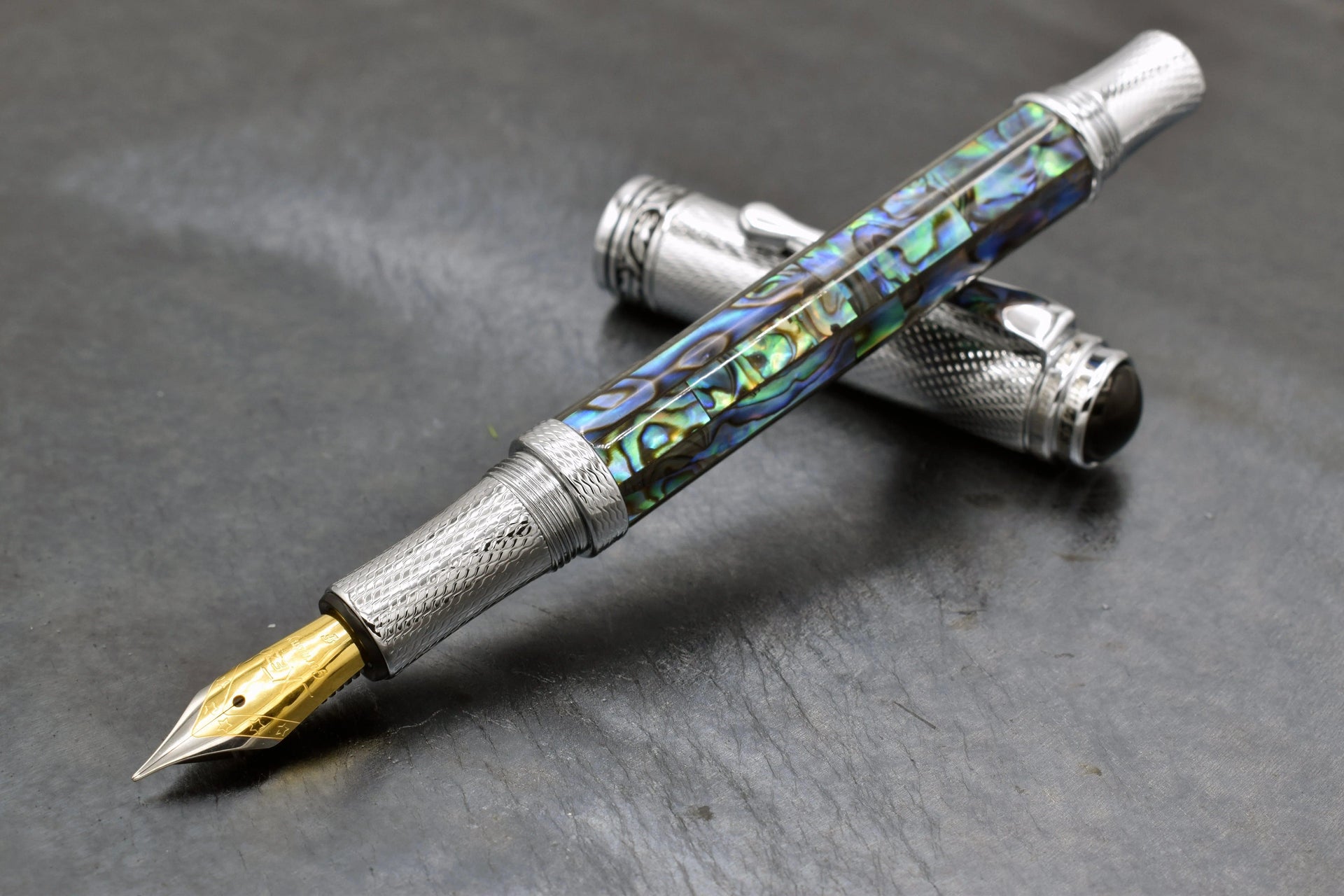 Maestro® Paua Abalone Sea Shell Fountain Pen (Fine Nib) - Chrome Plated - Gifts for You 'n Me