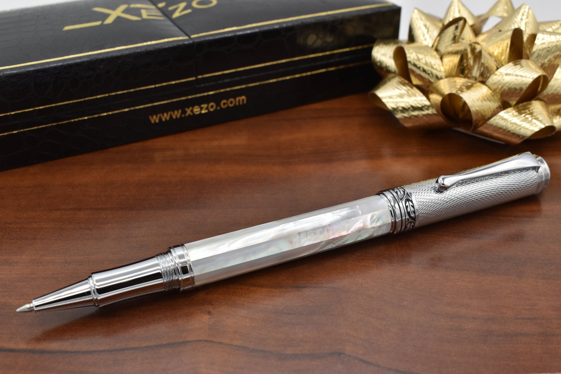 Xezo Maestro® Oceanic White Mother of Pearl Rollerball Pen - Chrome Cap