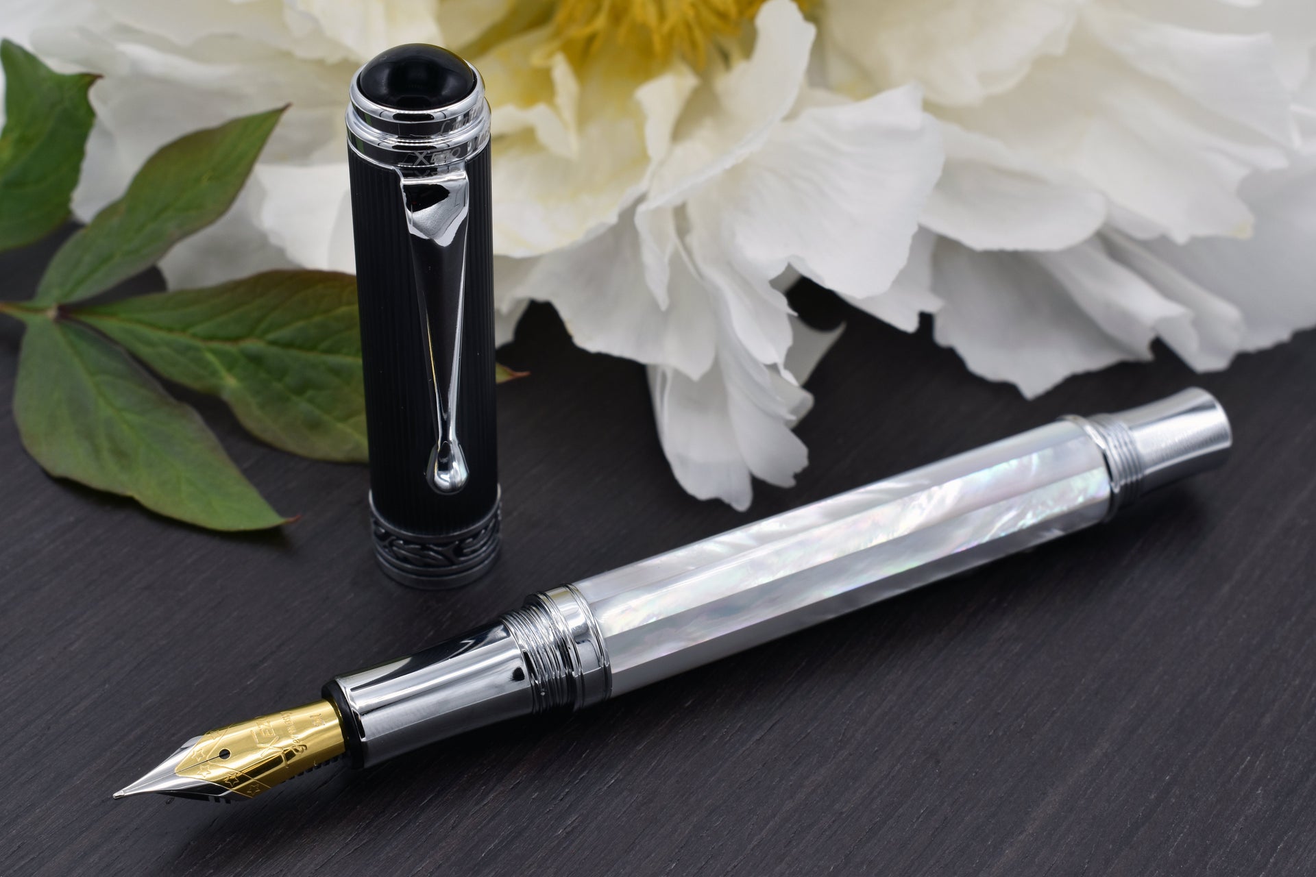 Maestro® Oceanic White Mother of Pearl Fountain Pen (Medium Nib) - DLC (Diamond-Like Coating) PVD Cap