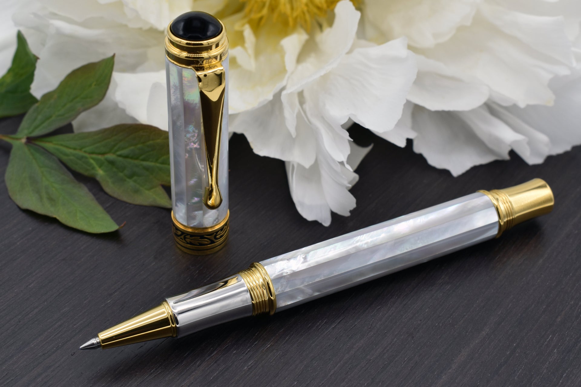 Maestro® 18K Gold Plated Rollerball Pen - Oceanic White Mother of Pearl