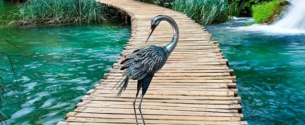 Modern Blue Heron Garden Statue for Outdoor & Patio Decor