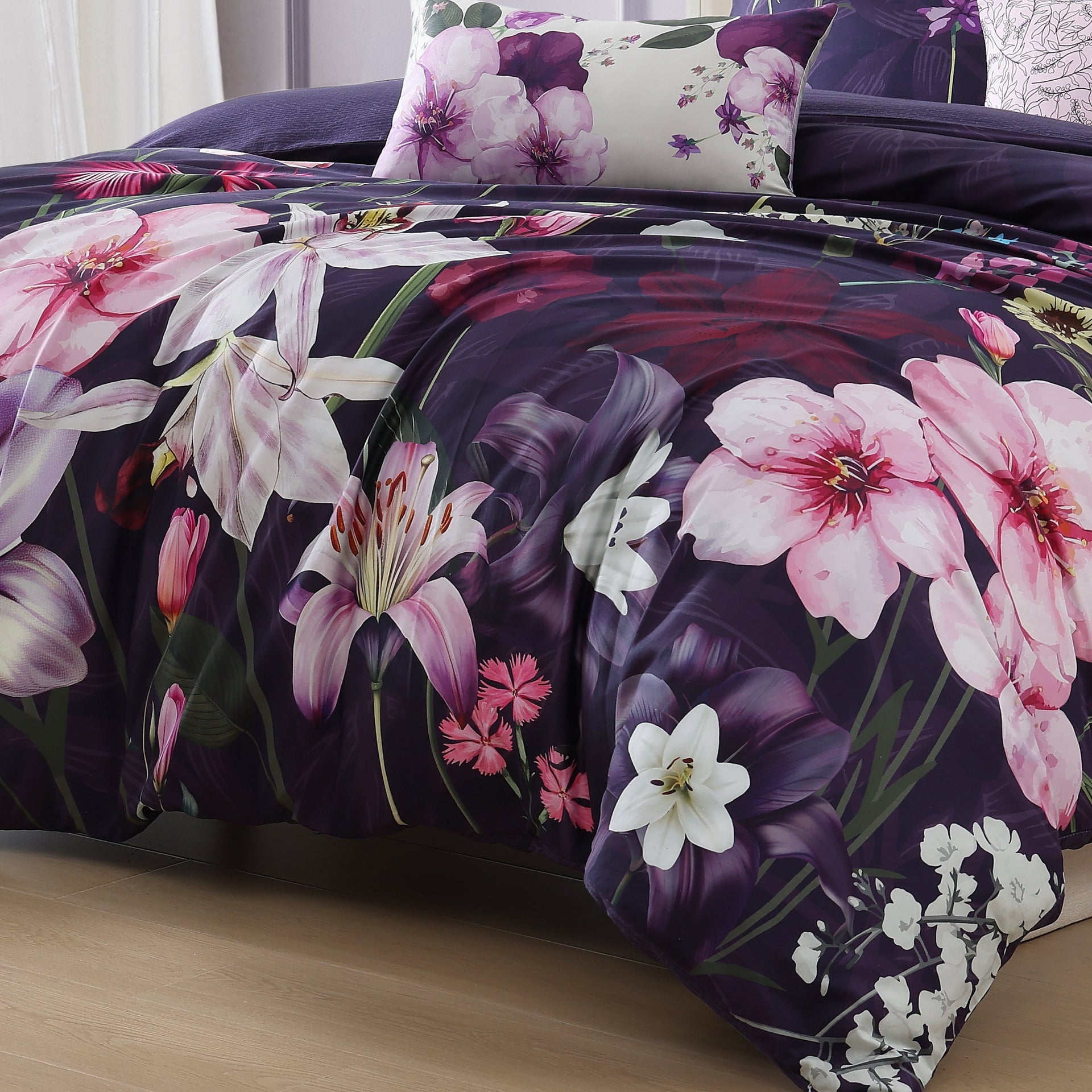 Bebejan Morning Glory 5 Piece Reversible Comforter Set