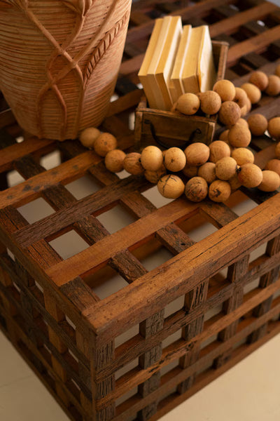 RECYCLED TRUCK WOOD GRID COFFEE TABLE