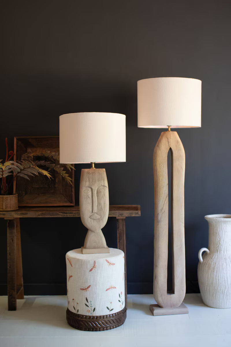 WOODEN TABLE LAMP BASE - FACE WITH SHADE
