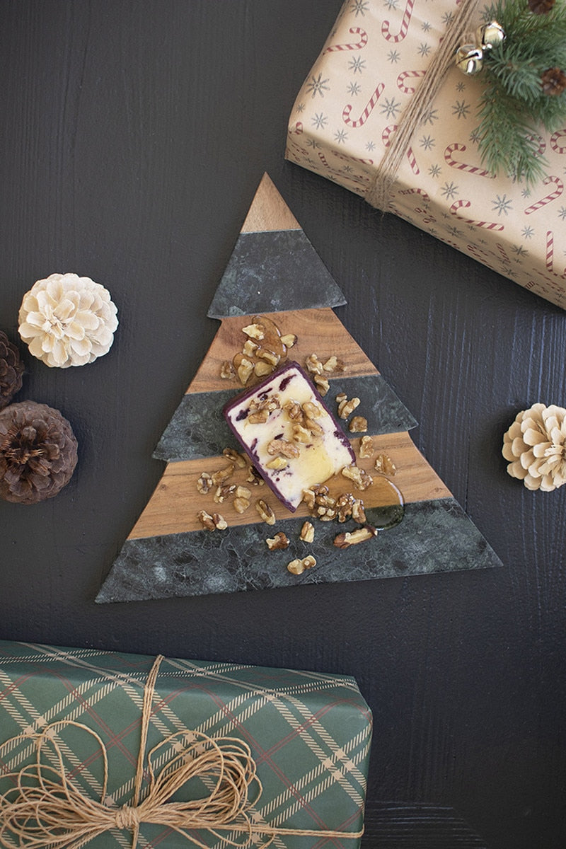 GREEN MARBLE AND ACACIA WOOD CHRISTMAS TREE CUTTING BOARD