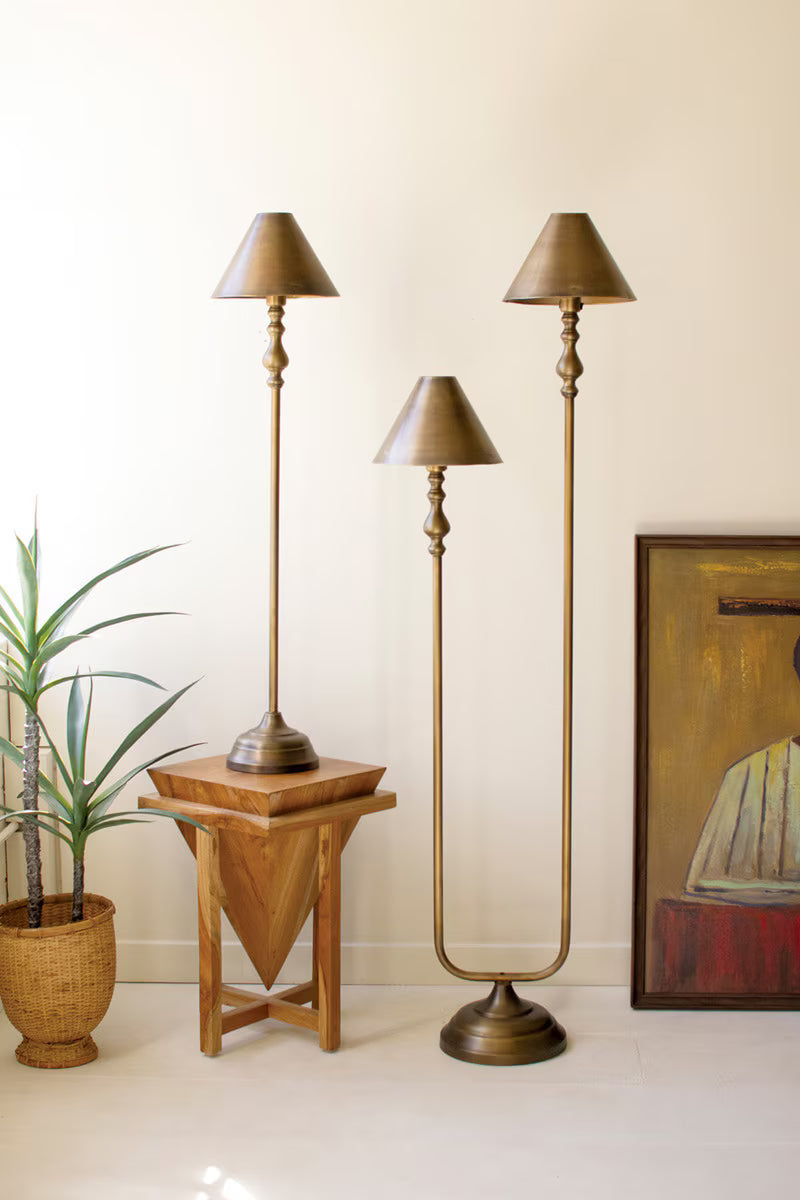 ANTIQUE GOLD DOUBLE FLOOR LAMP WITH METAL SHADES