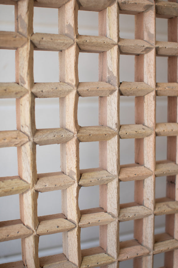 Mango Wood Grid Panel on An Iron Stand