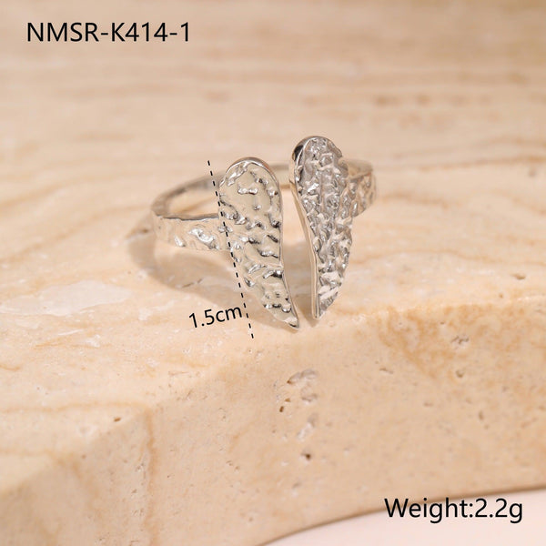 Hollow Out Cutout Heart Shape with Diamond Embellished Stainless Steel Necklace Design Clavicle Chain High Sense Necklace