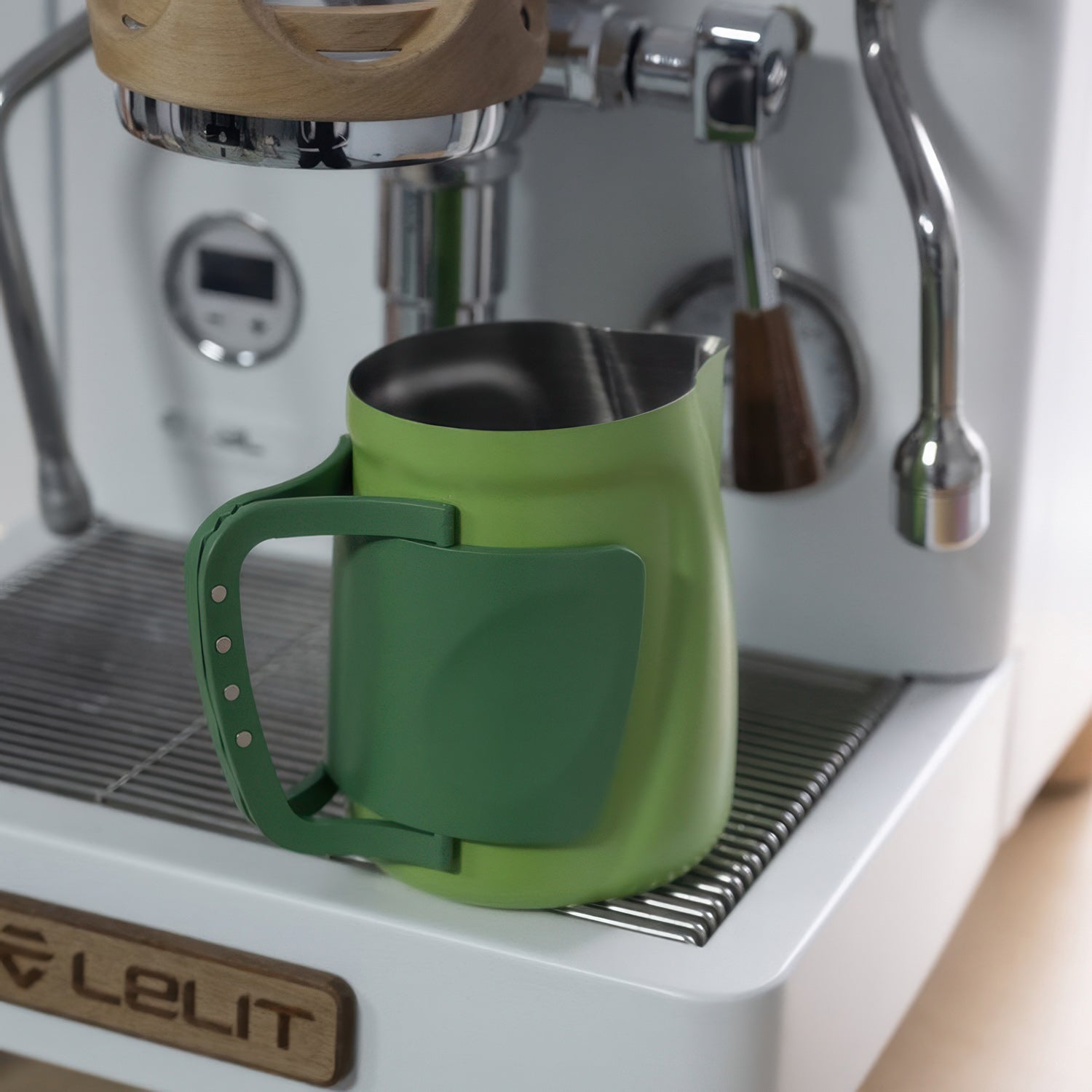 Convertible Foldable Handle Latte Pitcher