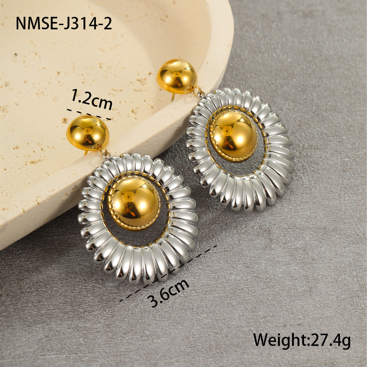 Arrival French Retro Elegant Stainless Steel Earrings Plated 18K Gold Silver Color Matching High-Grade Light Luxury Ear Rings