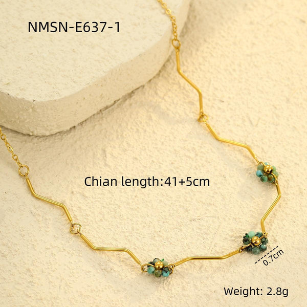Light Luxury Necklace Fashionable Floral Clavicle Chain Small Fresh High Grade Embellished Necklace Necklace Women