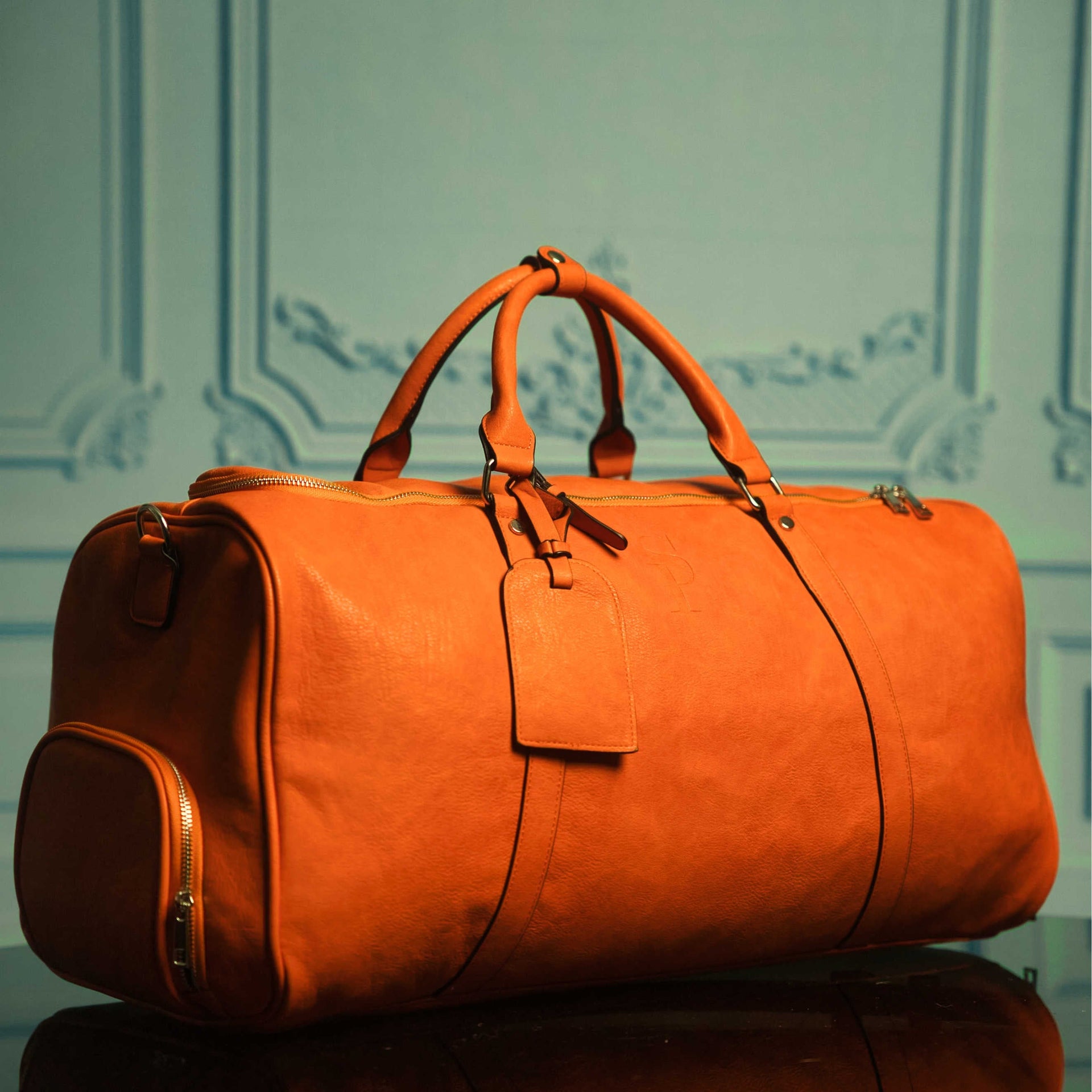 Luxury Carry-On Duffle Bag (Weekender) Sole Premise