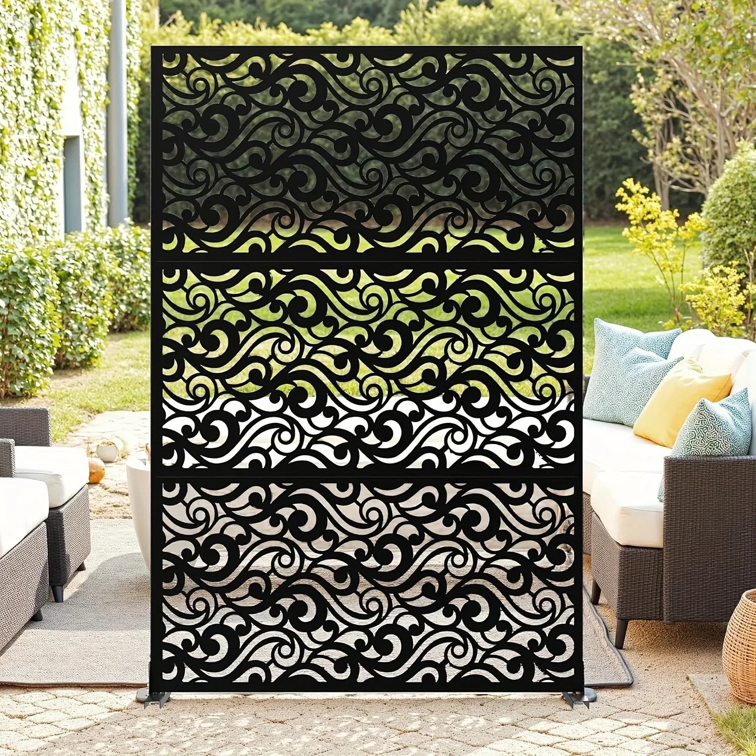 Outdoor Metal Privacy Screen 182.88cm H x 119.38cm W Freestanding Fence & Room Divider with Stand - Heavy-Duty Modern Design, Weather-Resistant Metal Panels with Pattern, Easy Assembly for Patio, Garden, Deck, Balcony, Lawn -