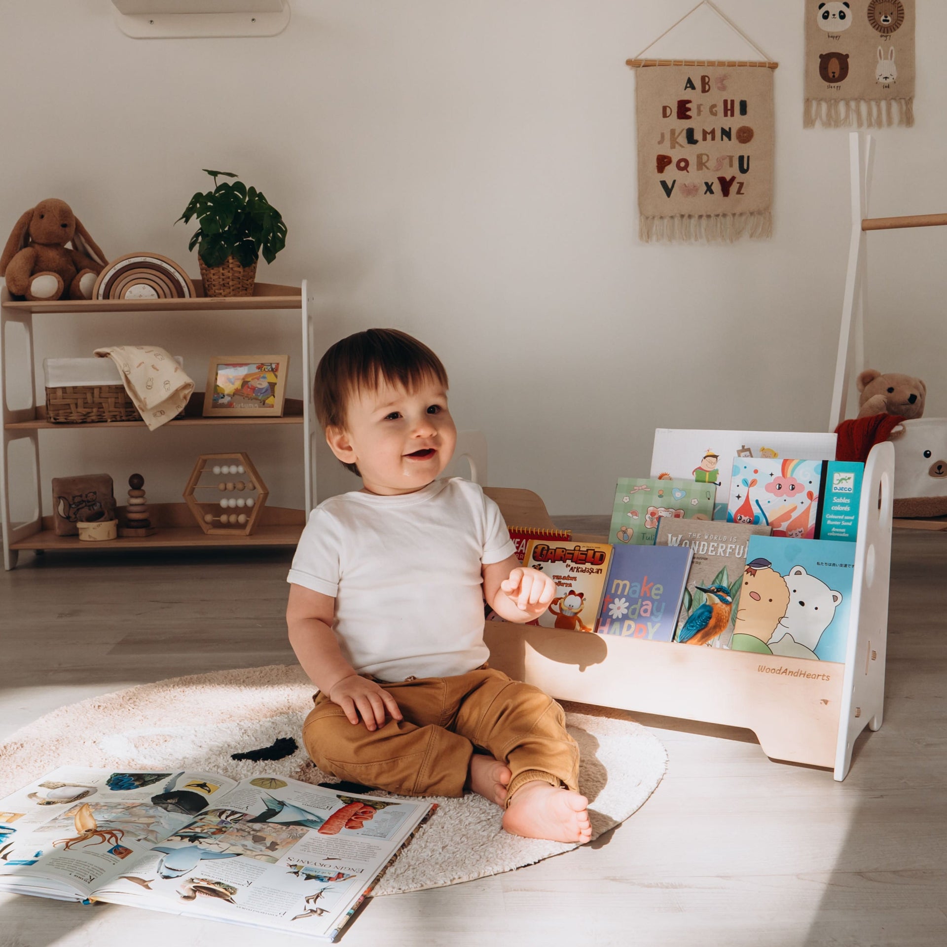 Kids Bookshelf