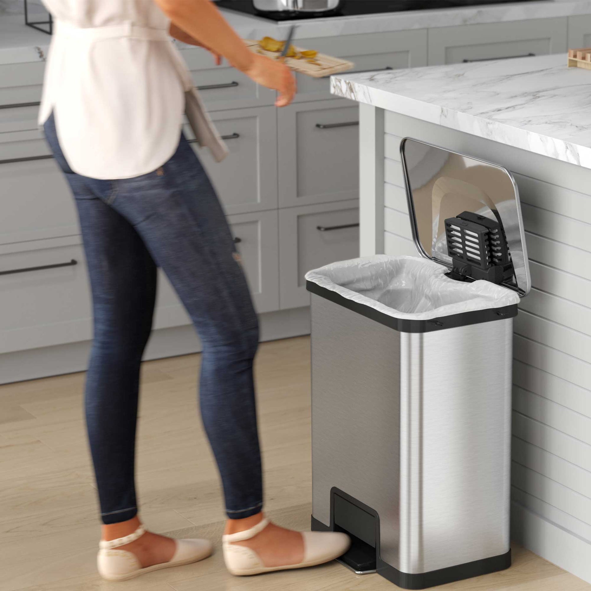 13 Gallon AirStep Step Pedal Trash Can