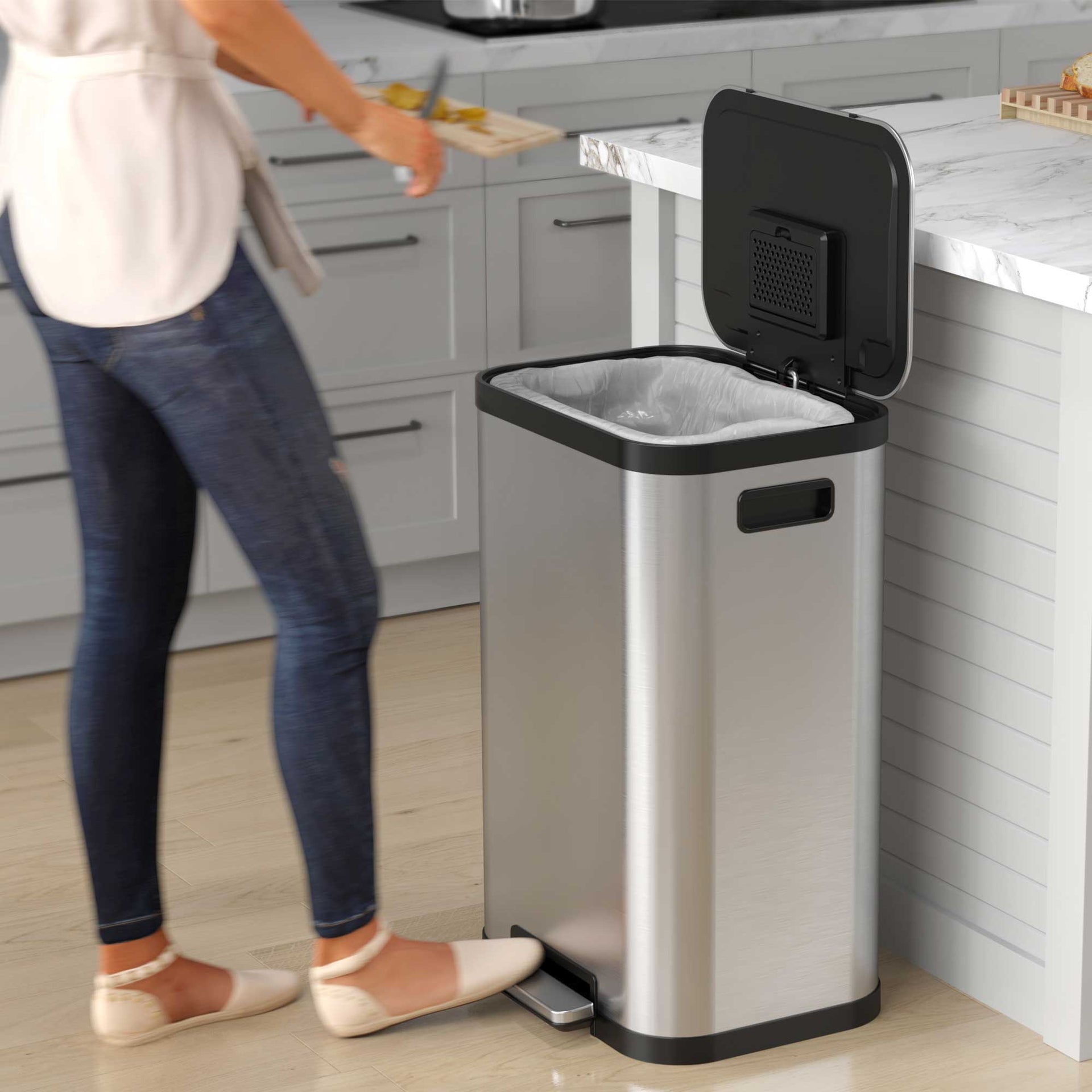 13.2 Gallon / 50 Liter SoftStep ProX Step Pedal Trash Can