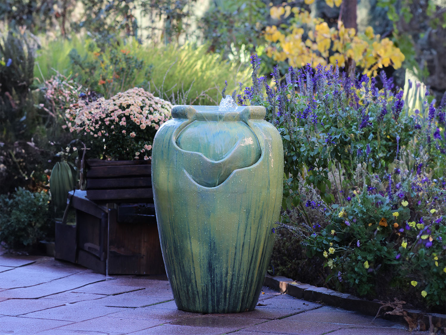 Tea Garden Fountain (Papaya) By Plantatorem