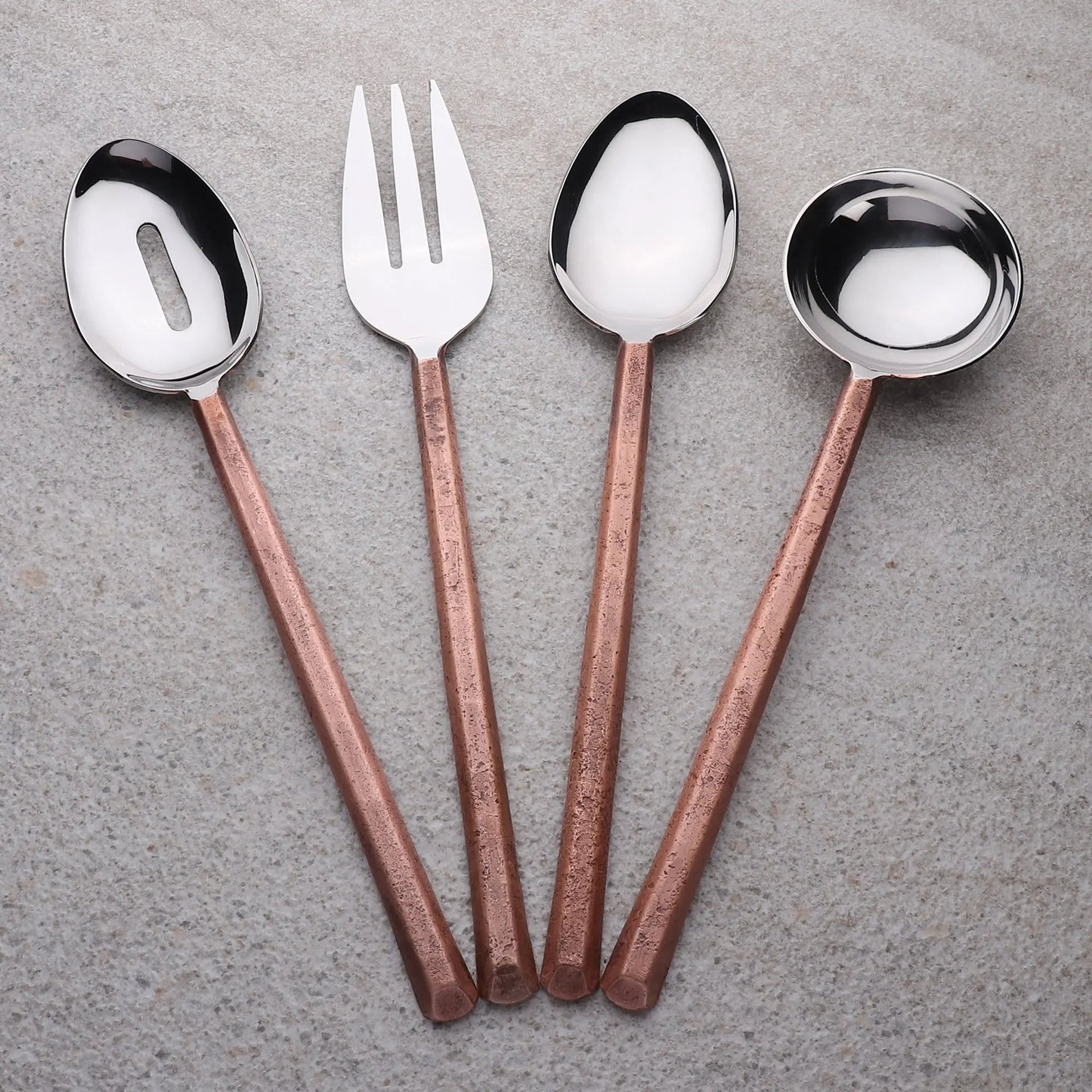 PLATEAU HOSTESS 4 PC. SET