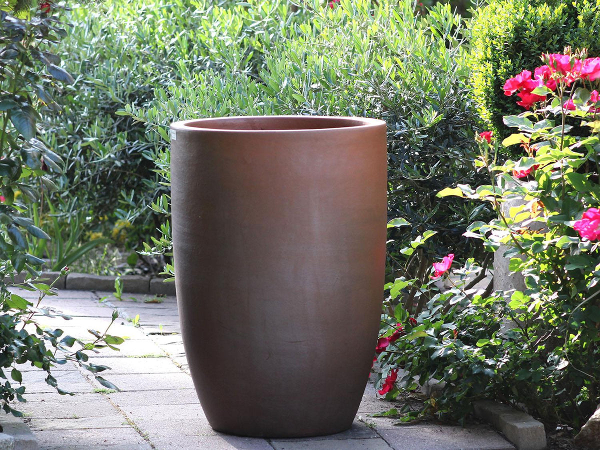 Tall Barrel Planters By Plantatorem