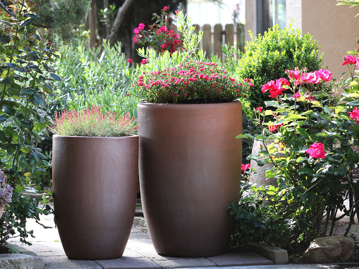 Tall Barrel Planters By Plantatorem