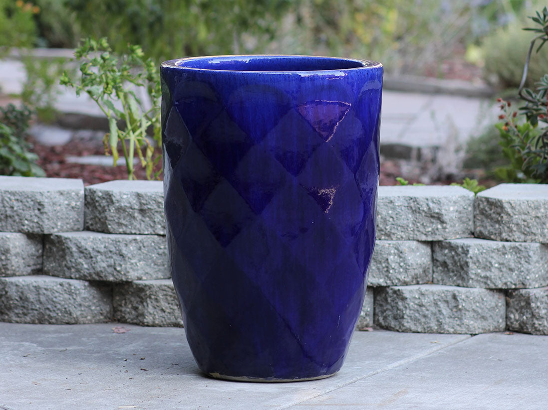 Medium High Diamond Planter By Plantatorem
