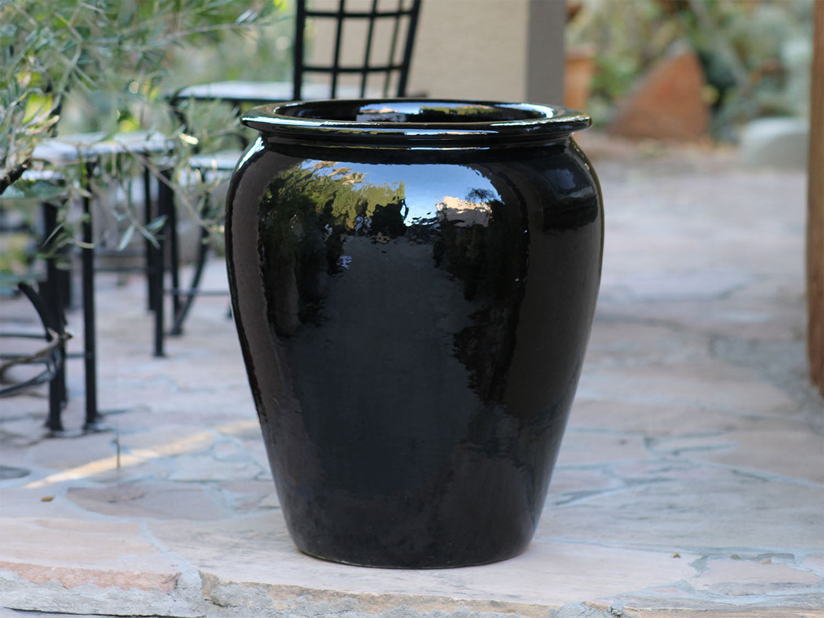 Urn Smooth Finished By Plantatorem