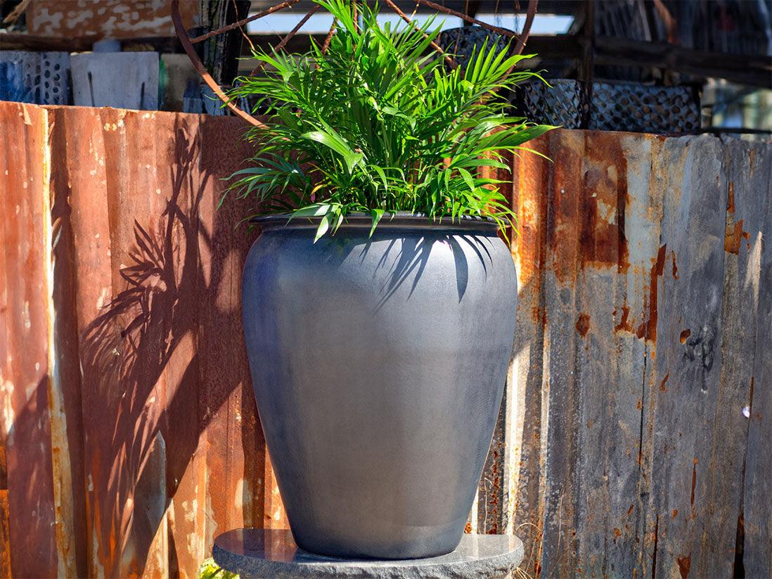 Urn Smooth Finish - Extra Large By Plantatorem