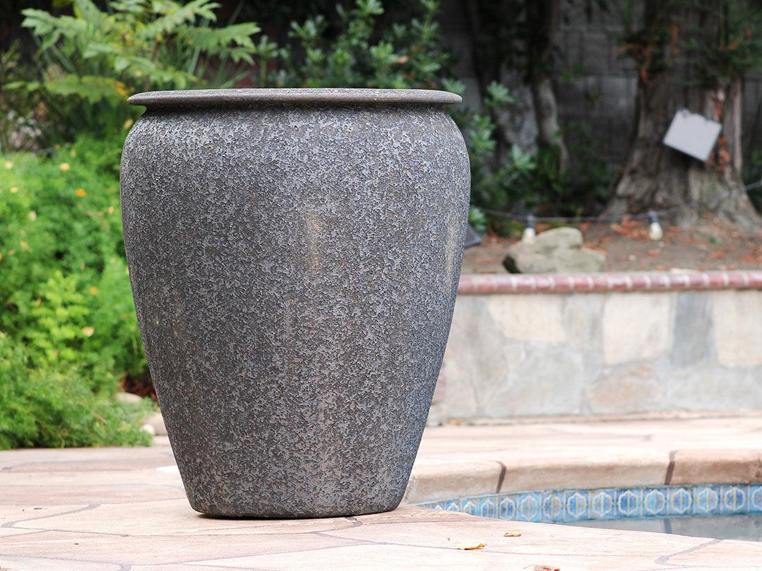 Urn Smooth Finished - (Silver Rock) By Plantatorem