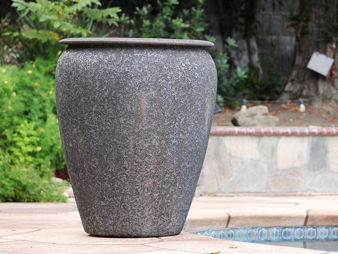 Urn Smooth Finish - Extra Large (Silver Rock) By Plantatorem