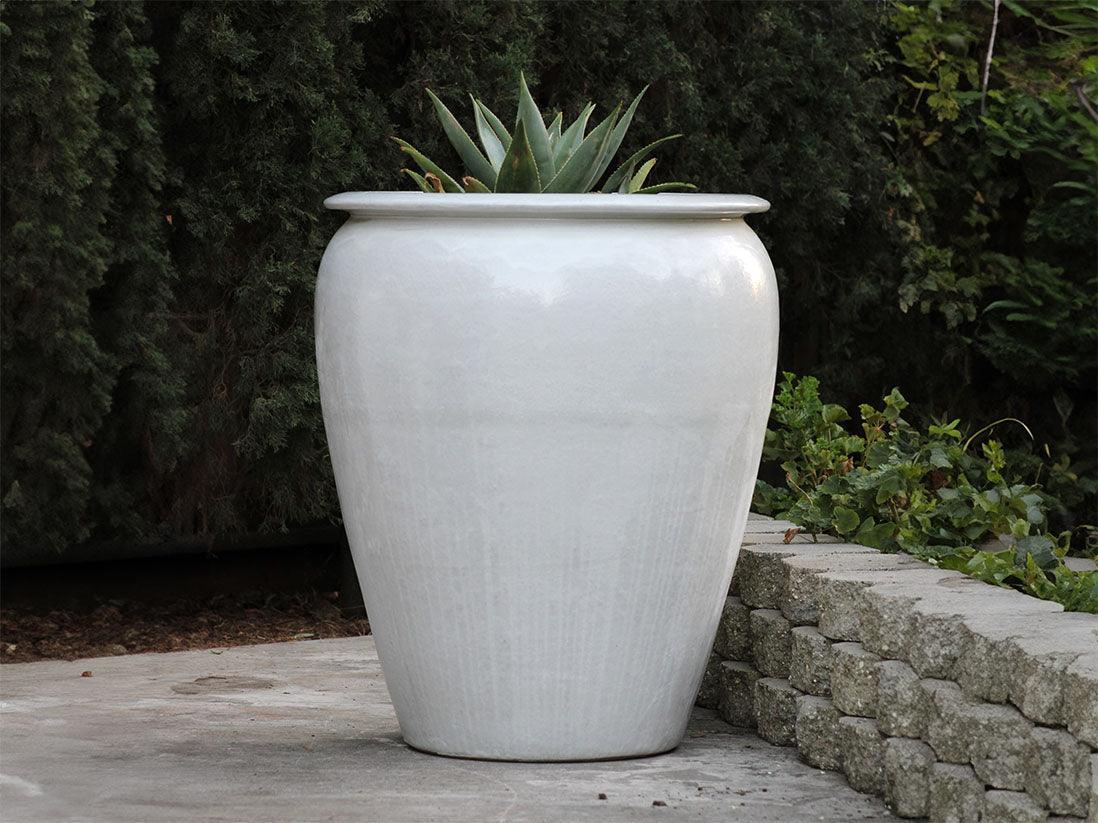 Urn Smooth Finished By Plantatorem