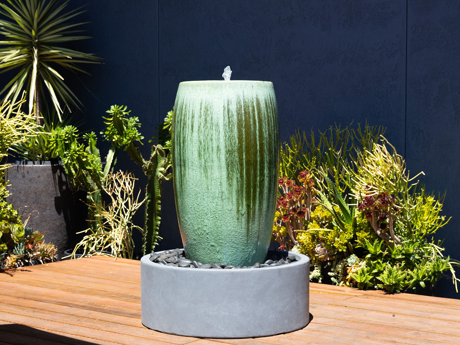 Drum Shape Fountain By Plantatorem