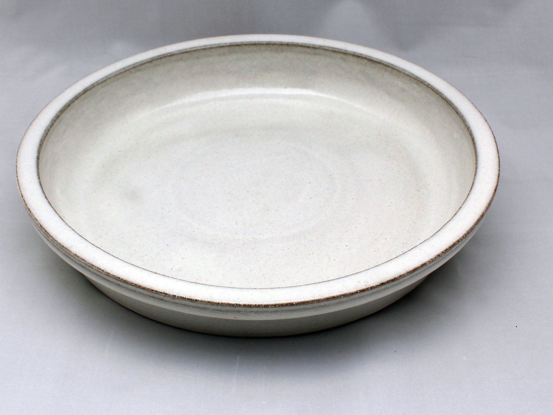 Round Saucer 19.0
