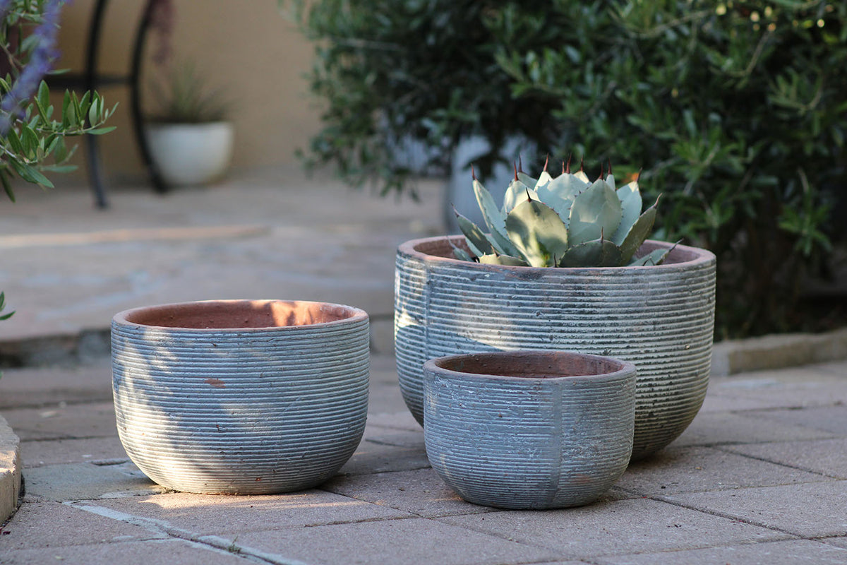 Egg Horizontal Ripples Planter By Plantatorem