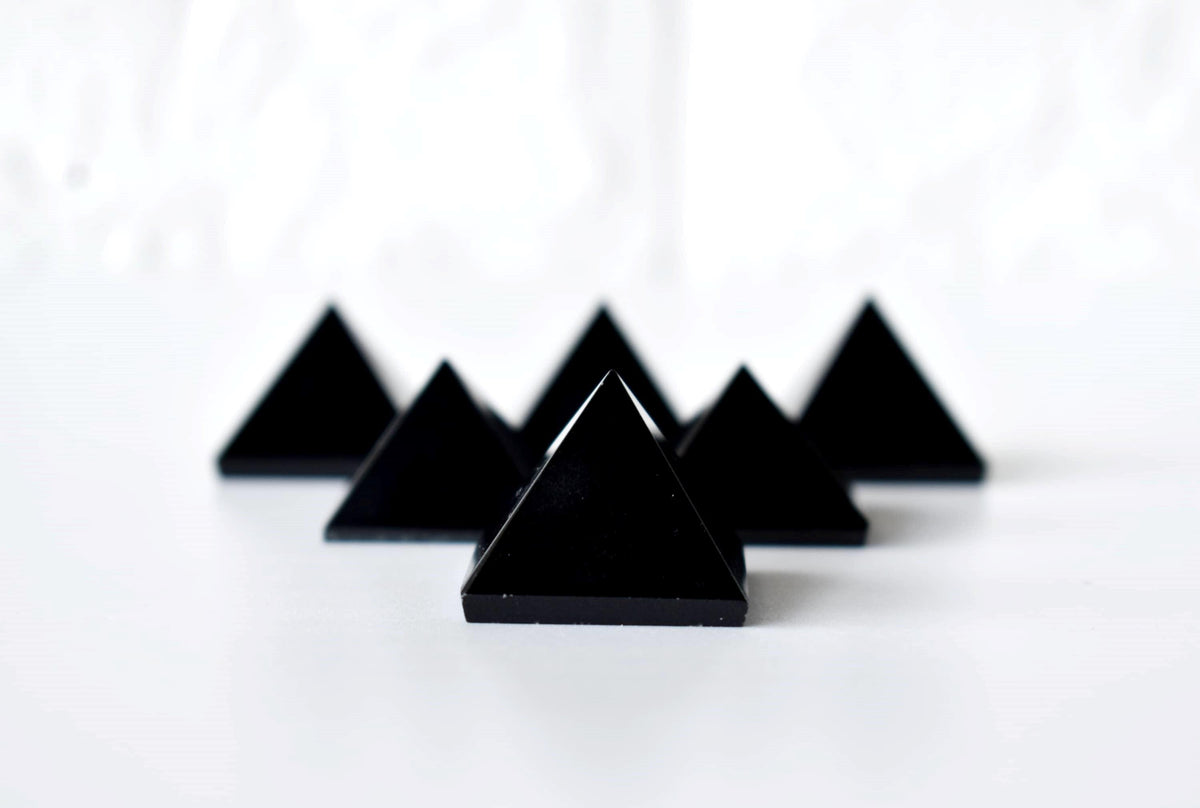 Black Tourmaline Pyramids (Promote Courage and Self-Confidence)