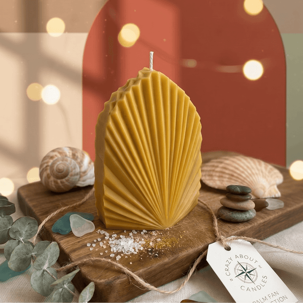 Minimalist Palm Leaf Candle
