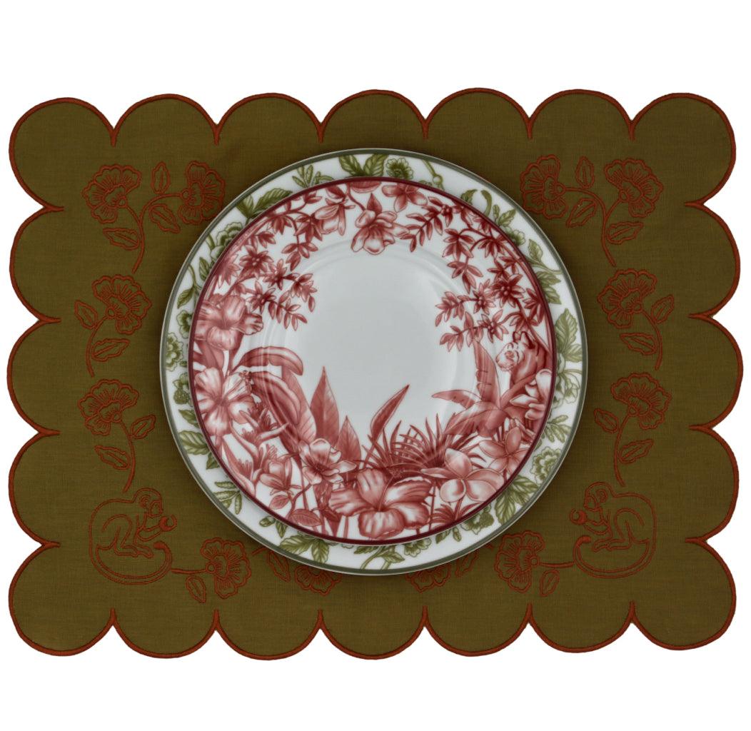 Pembroke Safari Porcelain Dinner Plates – Set of 4 (+1 Bonus Plate)