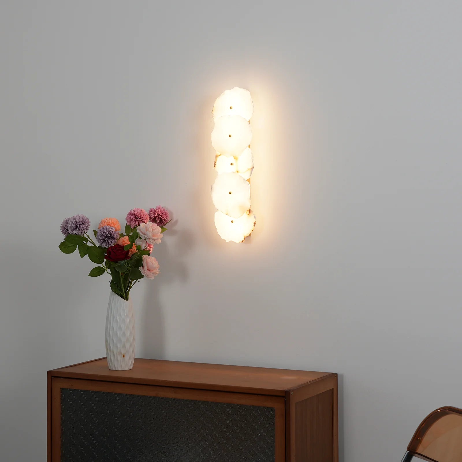 Petra Wall Lamp