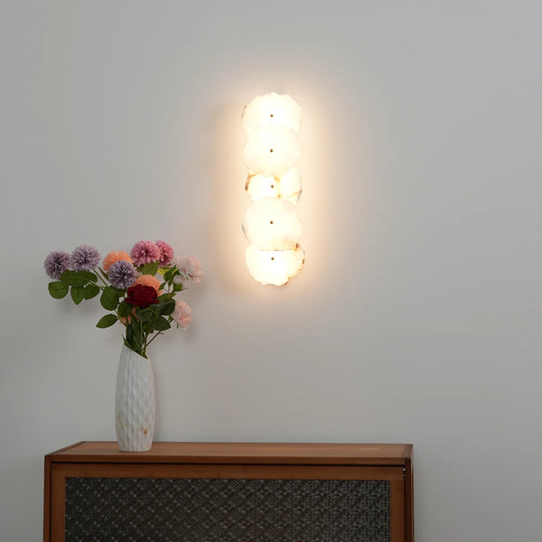 Petra Wall Lamp