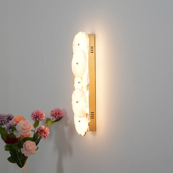 Petra Wall Lamp