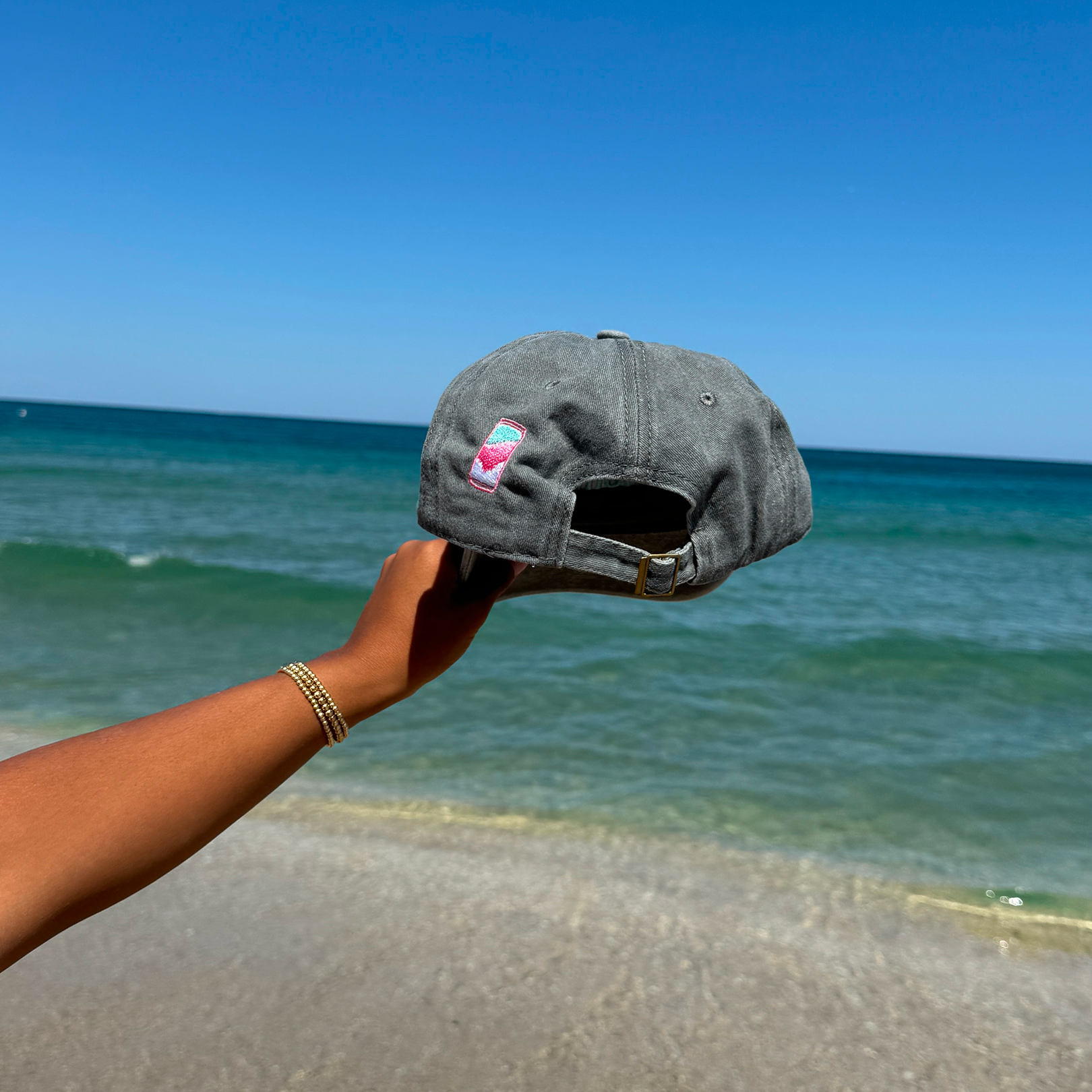 moment everyday slate cap