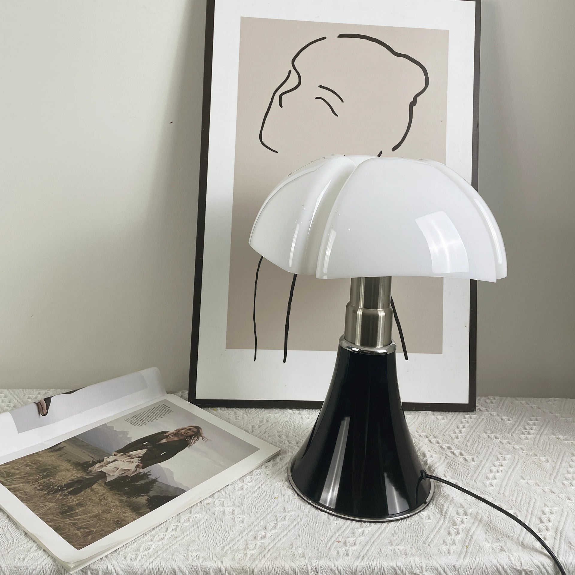 Pipistrello Acrylic Table Lamp
