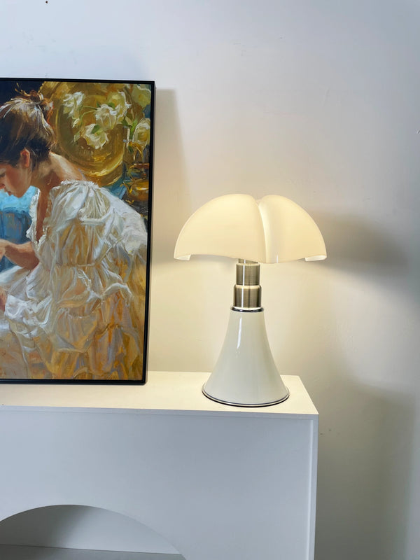 Pipistrello Acrylic Table Lamp