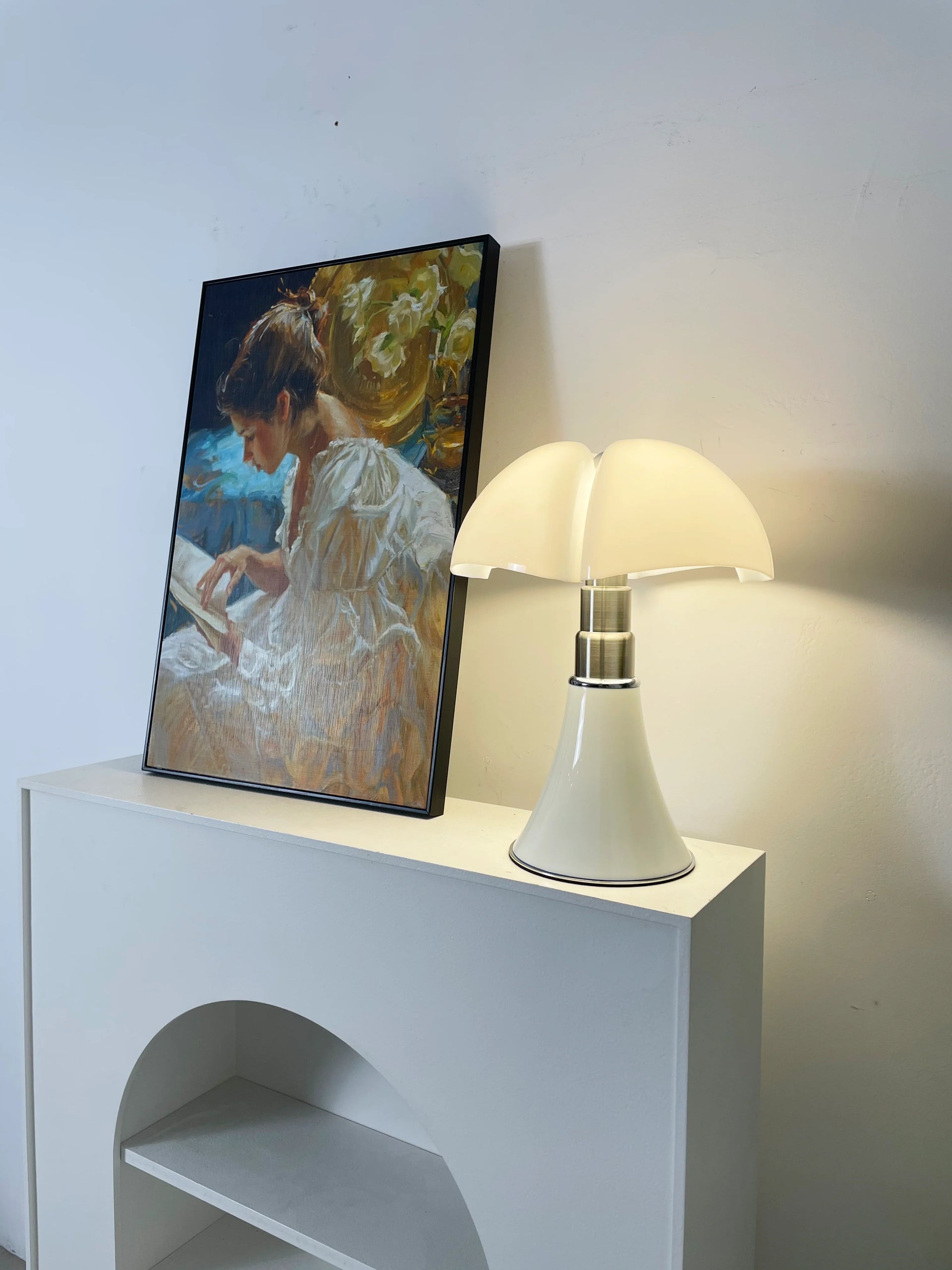 Pipistrello Acrylic Table Lamp