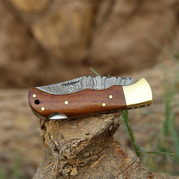 Jaguar Pocket Knife with Exotic Rosewood Handle