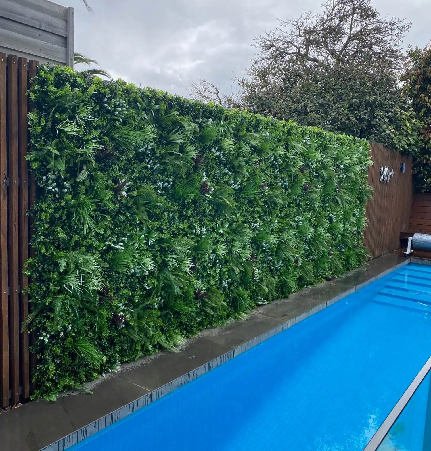 Tropical Vista Artificial Vertical Garden Green Wall Panel 40×40in 11 SQ FT – UV Resistant – Commercial Grade