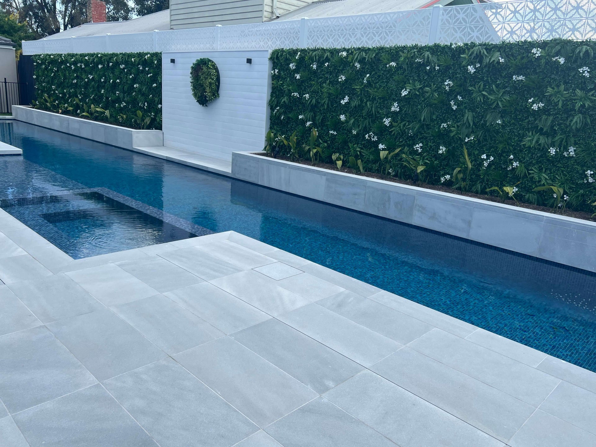 Snowy White Artificial Vertical Garden Green Wall Panel 40×40in 11 SQ FT – UV Resistant – Commercial Grade